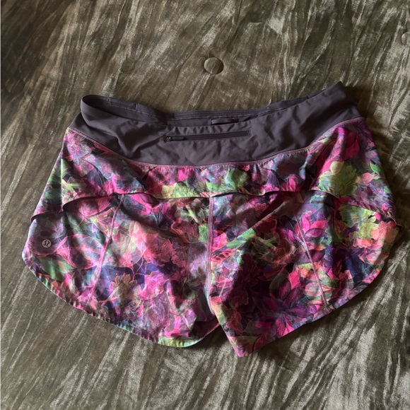 Lululemon Speed Up Mid-Rise Lined Short 4" - Picture 2 of 4